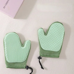 Pet Grooming Glove – Deshedding & Massage Glove for Cats & Dogs